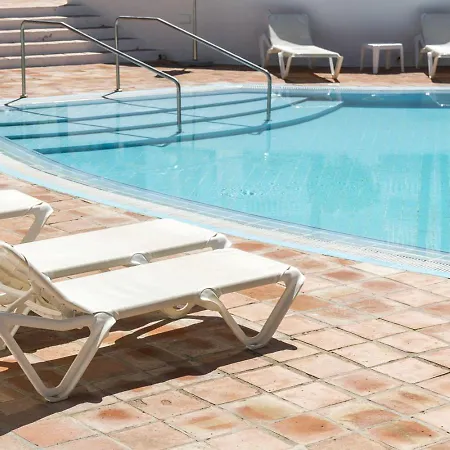 Apartment 2 Bedrooms In With Pool Sharingco *