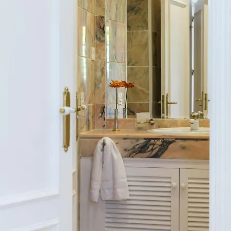 2 Bedrooms In With Pool Sharingco Marbella