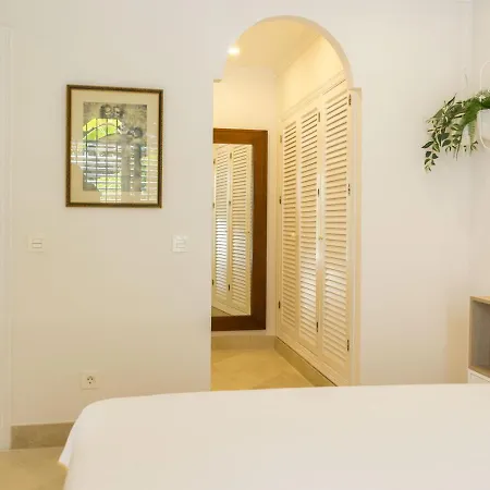 2 Bedrooms In With Pool Sharingco * Marbella