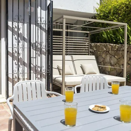2 Bedrooms In With Pool Sharingco Apartment *