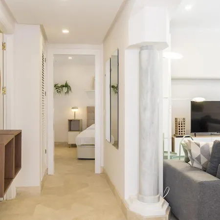 Apartment 2 Bedrooms In With Pool Sharingco Marbella