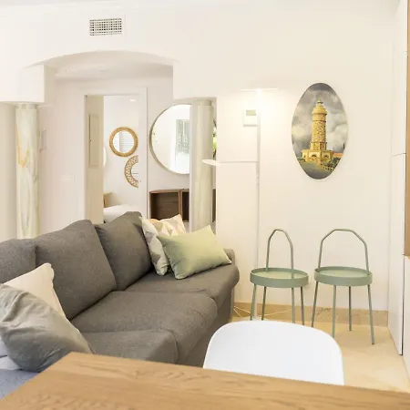 2 Bedrooms In With Pool Sharingco Apartment