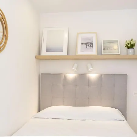 2 Bedrooms In With Pool Sharingco